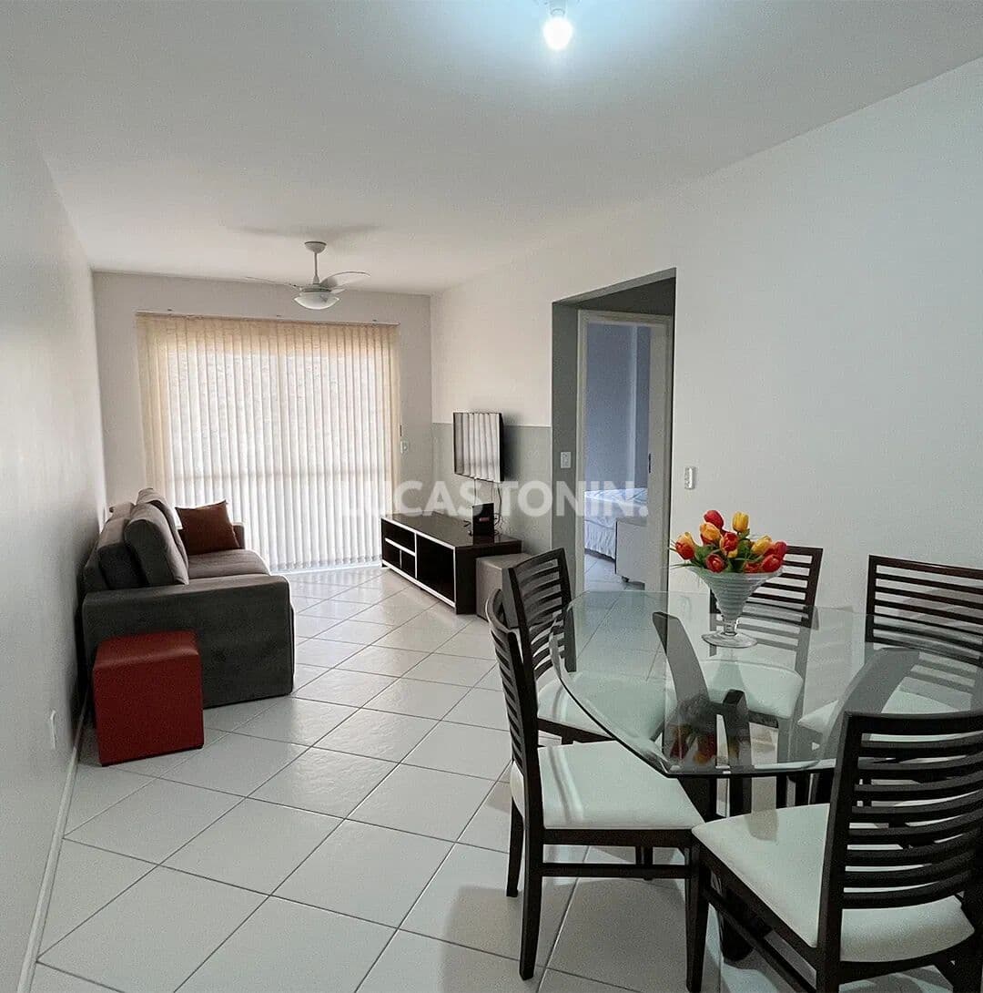 Apartamento Mobiliado 2 Quartos e 1 Banheiro Pheonix Próximo Mar Balneário Camboriú
