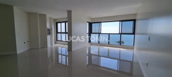 Apartamento New York Centro de Balneário Camboriú com 4 Suítes 3 Vagas Andar Alto Quadra Mar