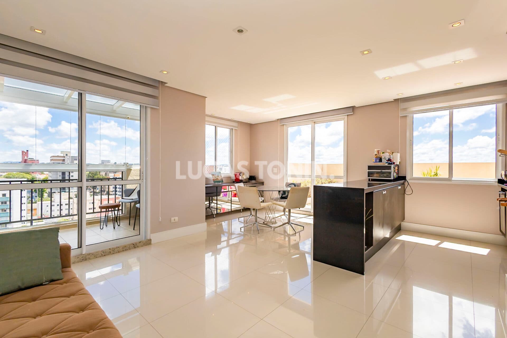 Apartamento Cobertura Duplex 3 Quartos Sendo 2 Suítes Edifício Quebec Curitiba