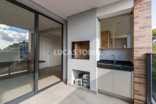 Apartamento Symbol Hugo Lange com 2 Quartos sendo 1 Suíte 2 Vagas Pronto para Morar