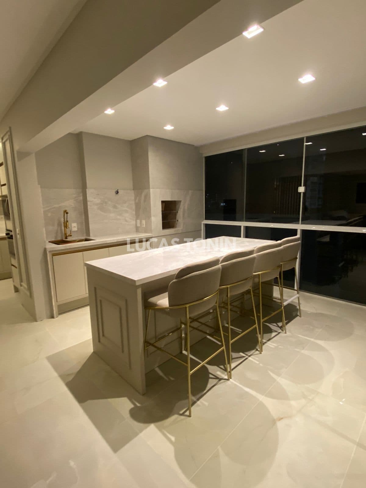 Apartamento Mobiliado 3 Suítes e 2 Vagas Pontal Di Vitta Vista Mar Balneário Camboriú
