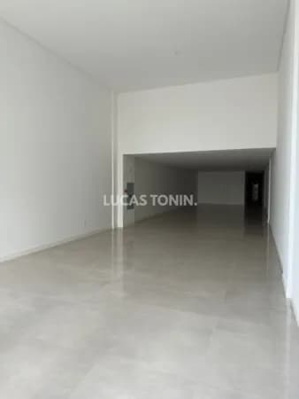 Sala Comercial Frente Mar com 2 Banheiros Pronto para Uso Balneário Camboriú