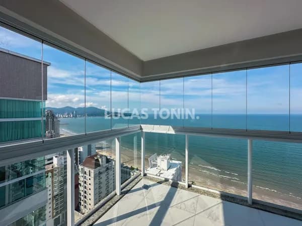 Apartamento 3 Suítes e 3 Vagas Garden Square Frente Mar Morretes Itapema