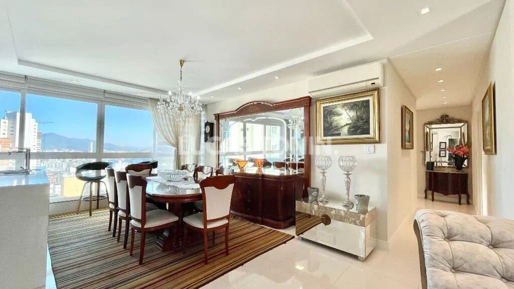 Apartamento Mobiliado 4 Quartos Sendo 2 Suítes Villa Veneto Quadra Mar Balneário Camboriú