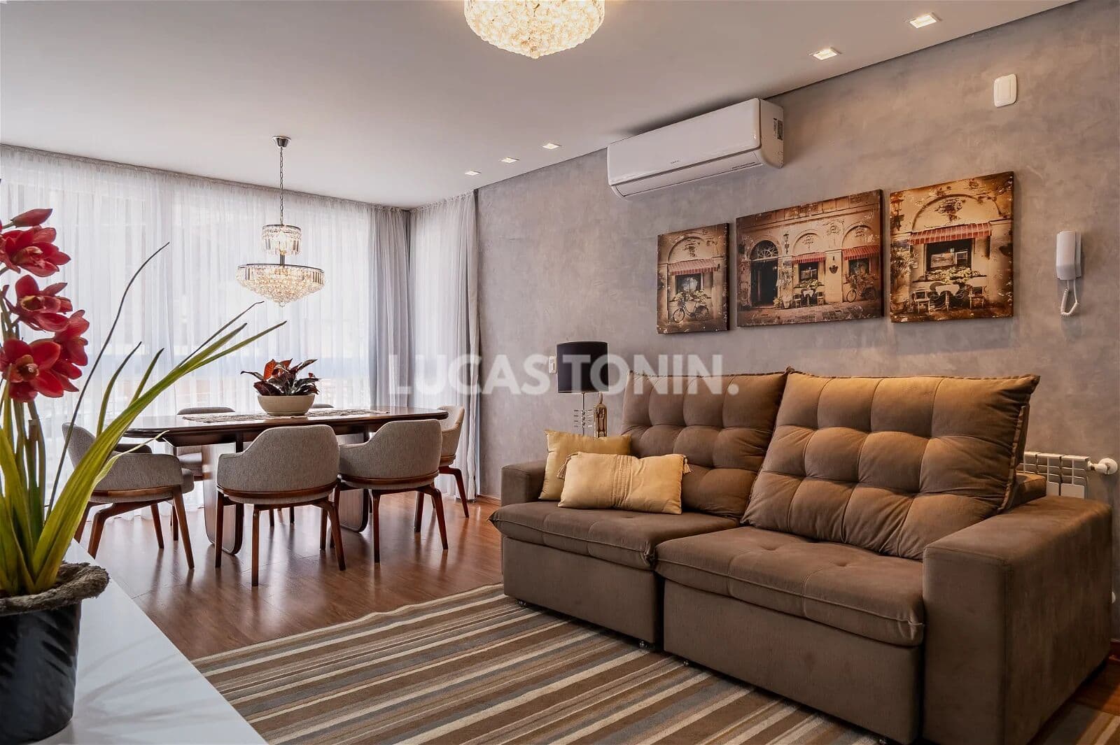 Apartamento Mobiliado em Gramado com 2 Suítes 1 Vaga Churrasqueira Centro Oportunidade