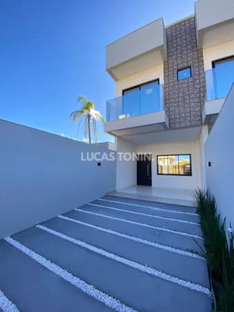 Sobrado Duplex Morretes com 3 Quartos sendo 1 Suíte 2 Vagas Oportunidade Itapema