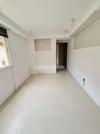 Studio Mobiliado no Portão San Marco com 1 Quarto e 1 Vaga Oportunidade Curitiba