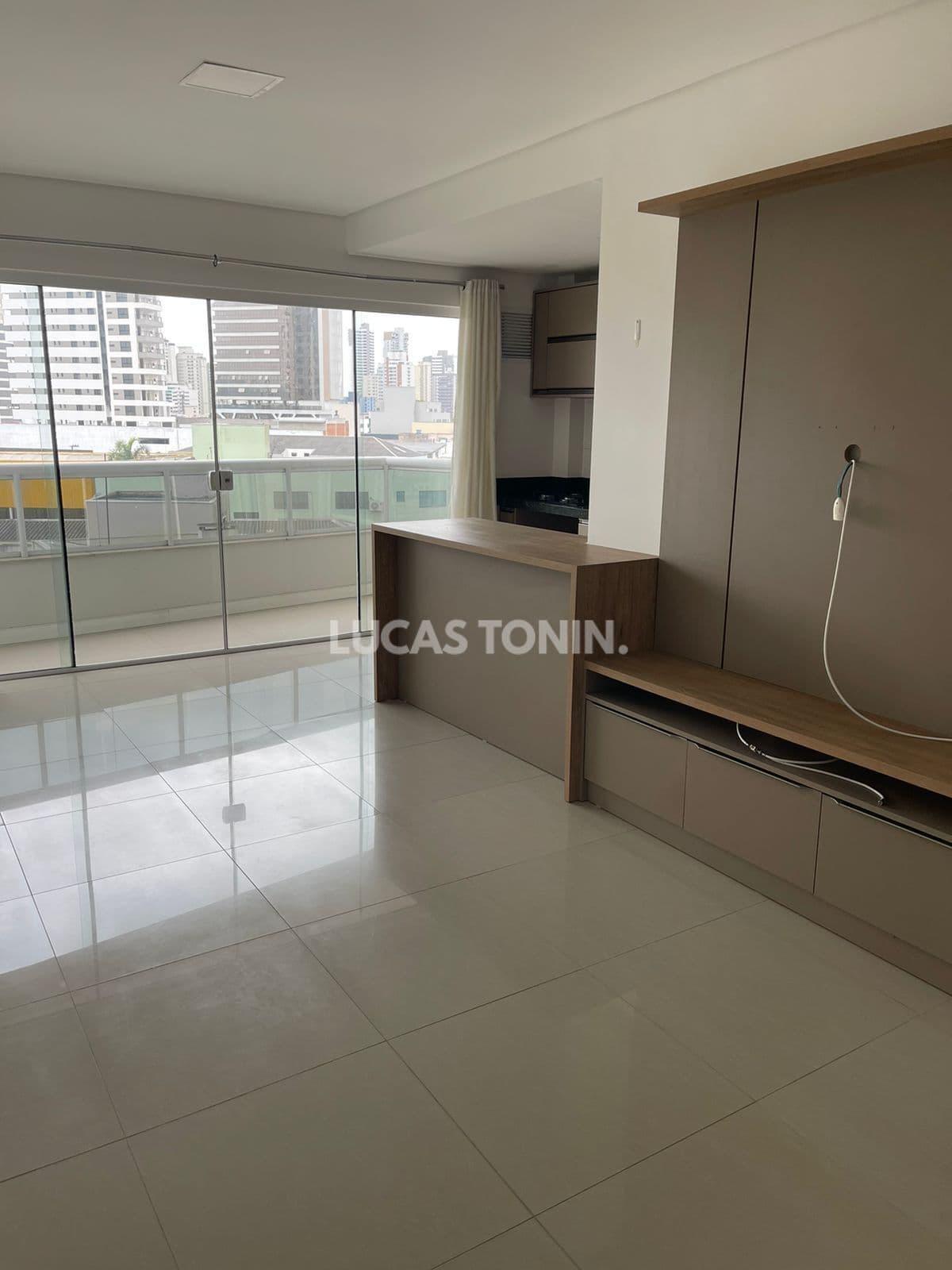 Apartamento Semi Mobiliado 3 Quartos Sendo 1 Suíte Jardim das Aguas Centro Itajaí