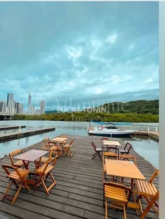 Apartamento Mobiliado 1 quarto e 1 Banheiro Próximo Mar Balneário Camboriú