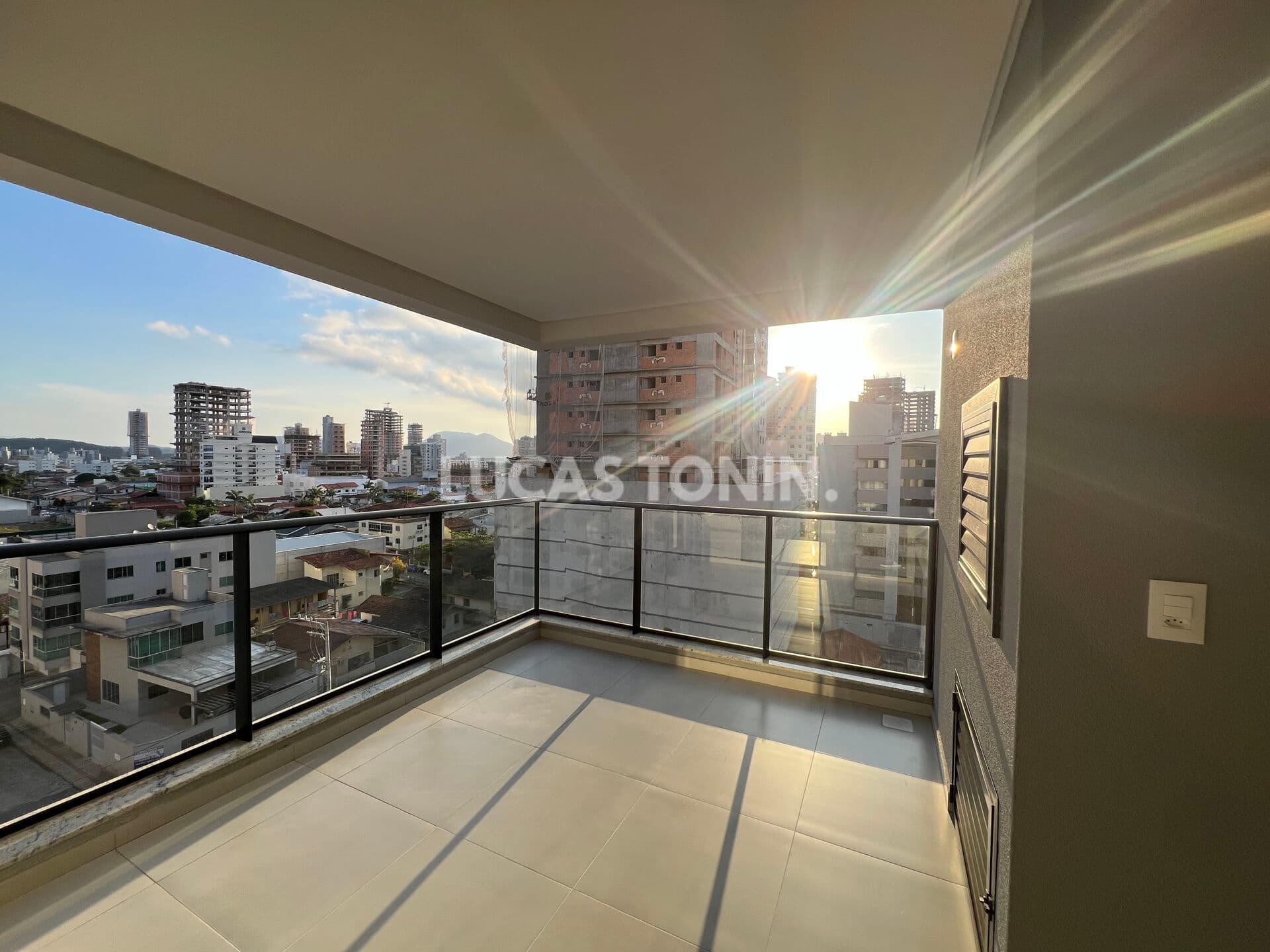 Apartamento 3 Quartos Sendo 1 Suíte Infinity Quadra Mar Porto Belo