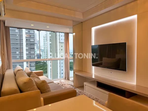 Apartamento Mobiliado 2 Quartos Sendo 1 Suíte Quadra Mar Balneário Camboriú