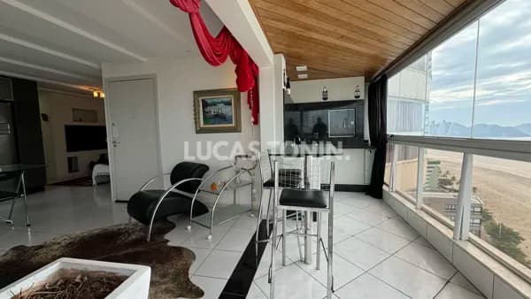 Apartamento Mobiliado Frente Mar Marques de Olinda com 2 Quartos sendo 1 Suíte 2 Vagas Balneário Camboriú