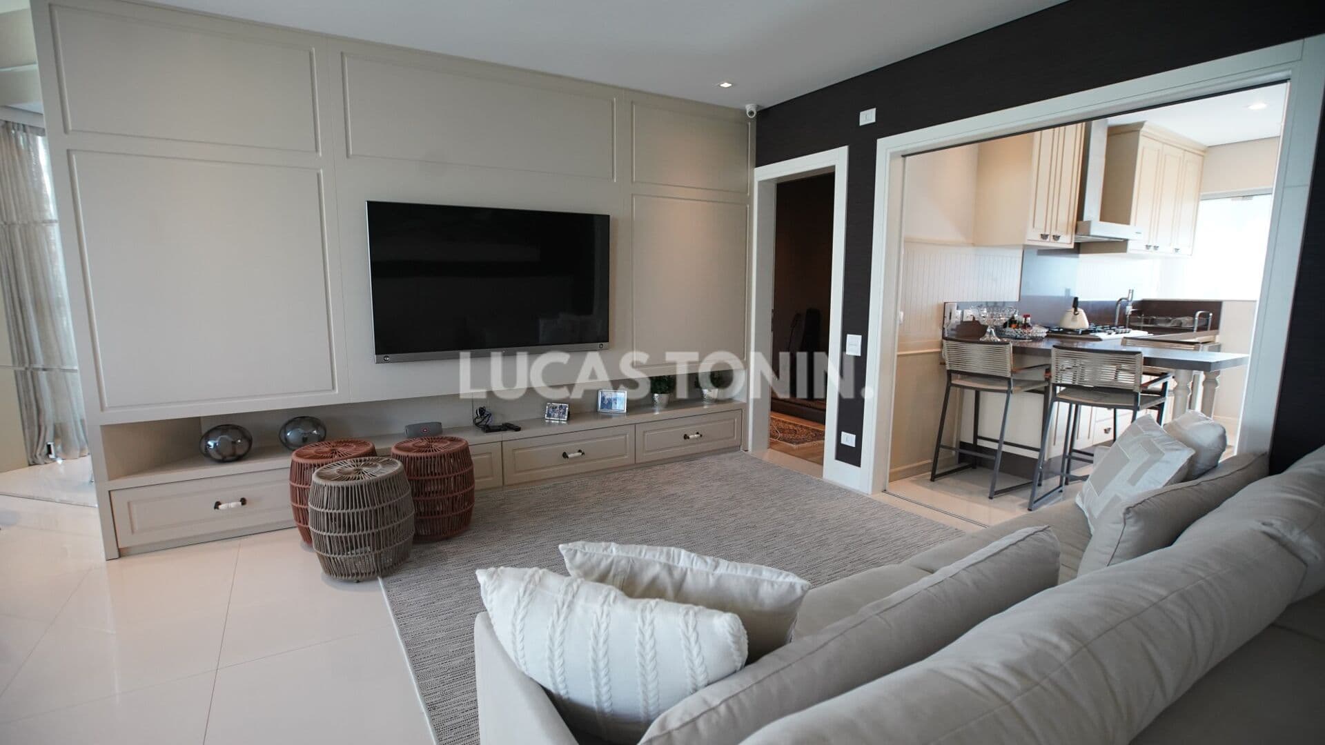 Apartamento Mobiliado no Brava Home Resort com 3 Suítes e 3 Vagas Quadra Mar Praia Brava Itajaí