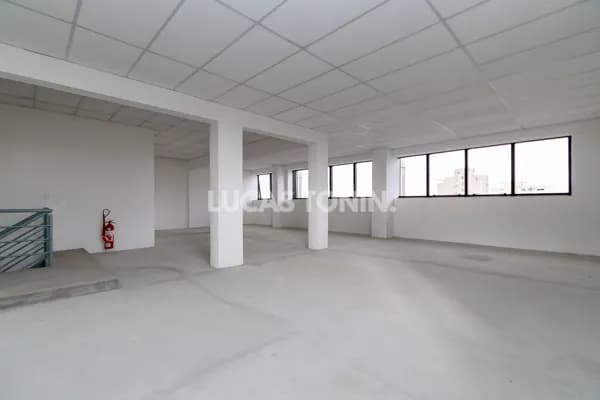 Anadar Corporativo Comercial Pronto Para Uso Centro de Curitiba Corporate Emiliano