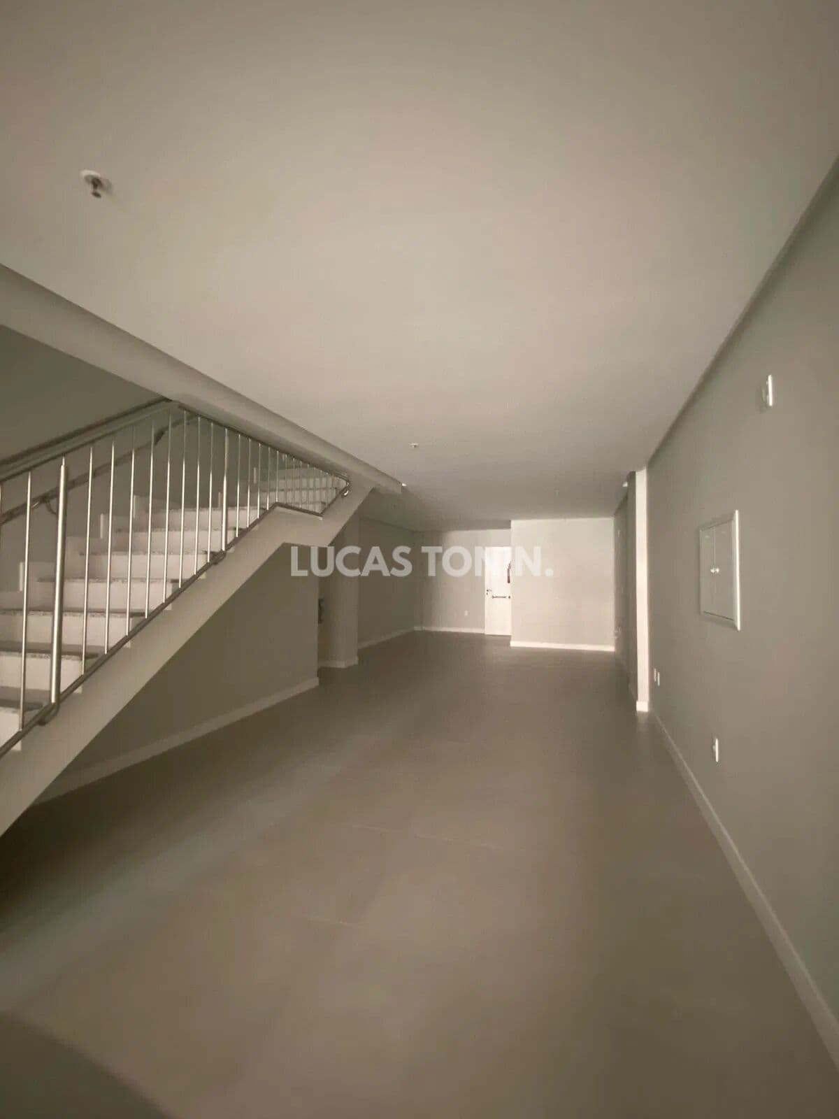 Sala Comercial 1 Banheiro La Belle Tour Quadra Mar Balneário Camboriú