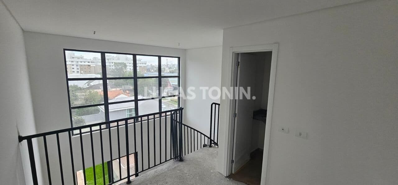 Loft Novo Com 1 Suíte e 1 Vaga no Portão Curitiba