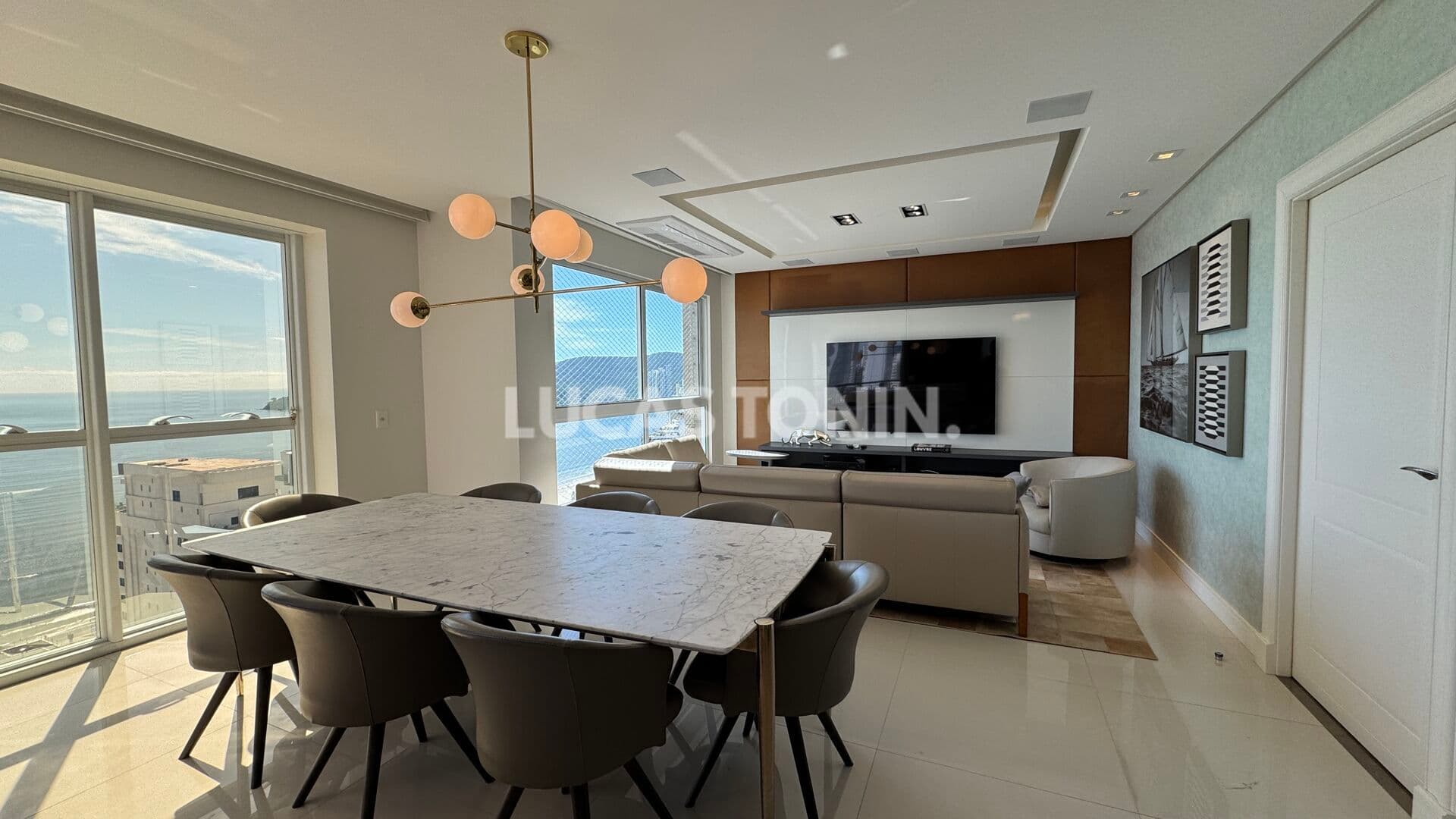 Apartamento Mobiliado no Parigi com 4 Quartos Sendo 2 Suítes e 2 Demi Quadra Mar