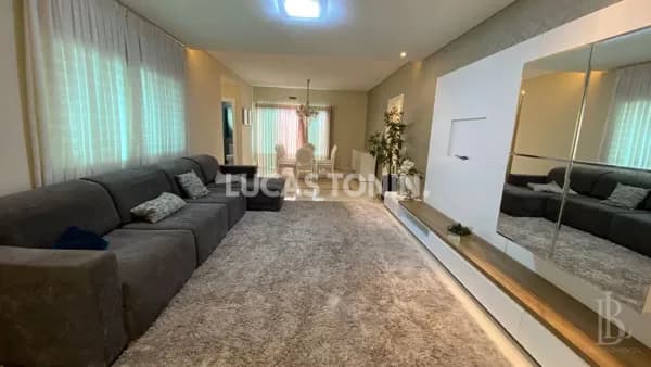 Casa 3 Quartos e 1 Suíte Próximo Centro de Camboriú