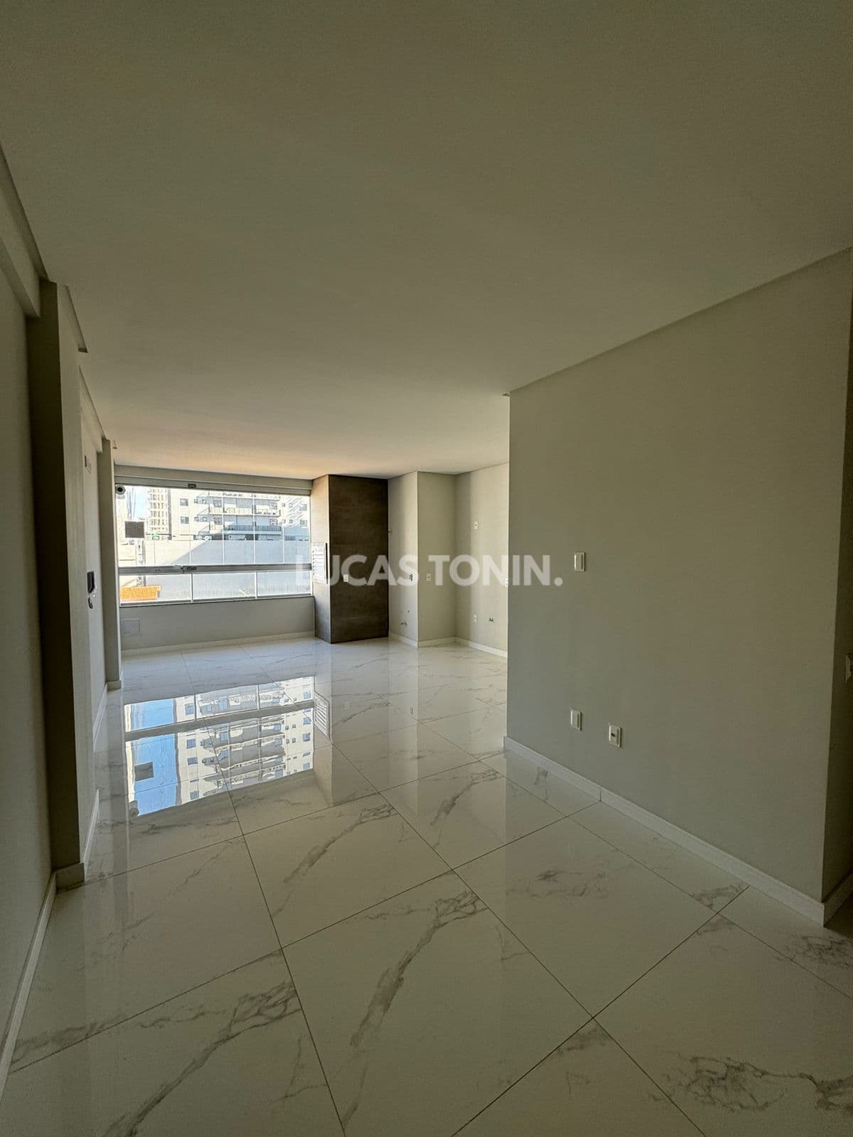 Apartamento 2 Suítes e 2 Vagas Vyllar Beach Quadra Mar Perequê Porto Belo