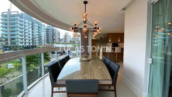 Apartamento Mobiliado 3 Suítes e 4 Vagas Reserva Corais Frente Mar Praia Brava Itajaí