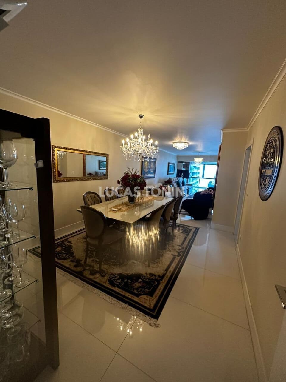 Apartamento Mobiliado 3 Quartos Sendo 2 Suítes Quadra Mar Ballneário Camboriú