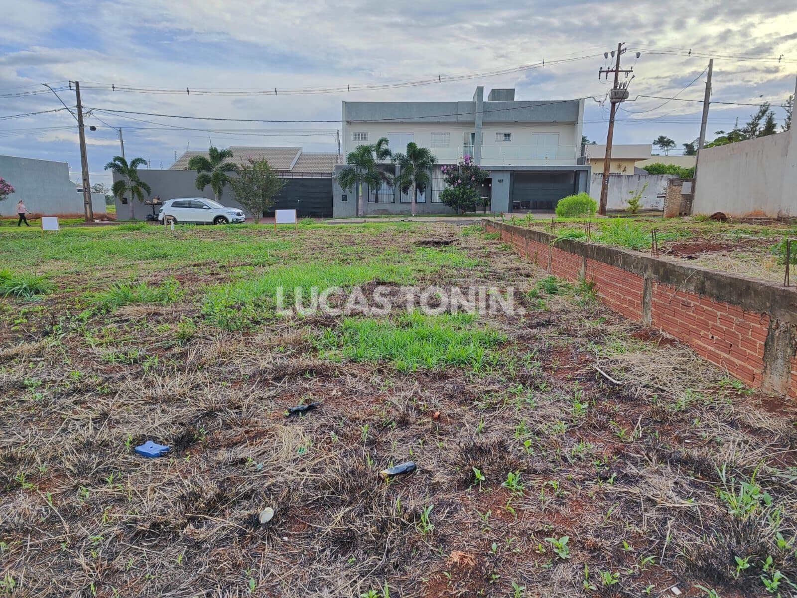 Lote de Rua Pronto para Construir Jardim Arezzo Maringá