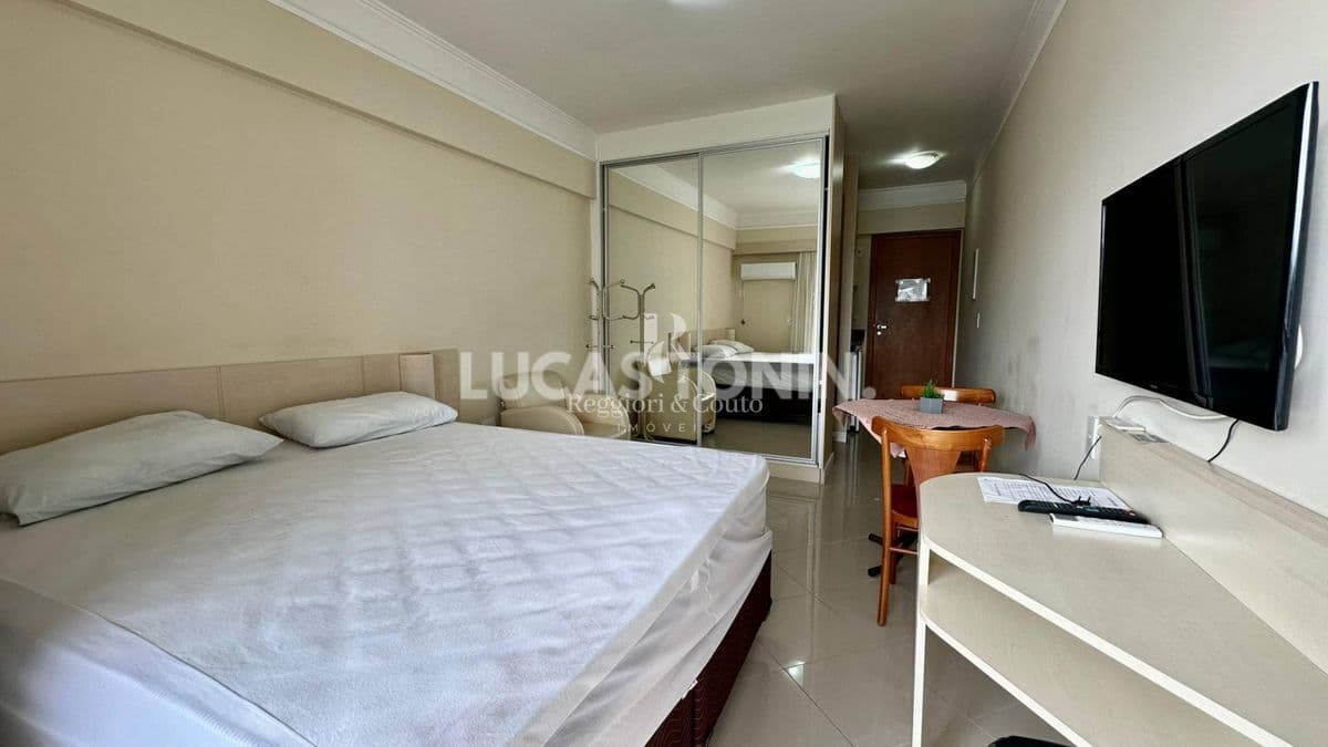 Apartamento Mobiliado 1 Quarto e 1 Banheiro Costa Sul Quadra Mar Balneário Camboriú