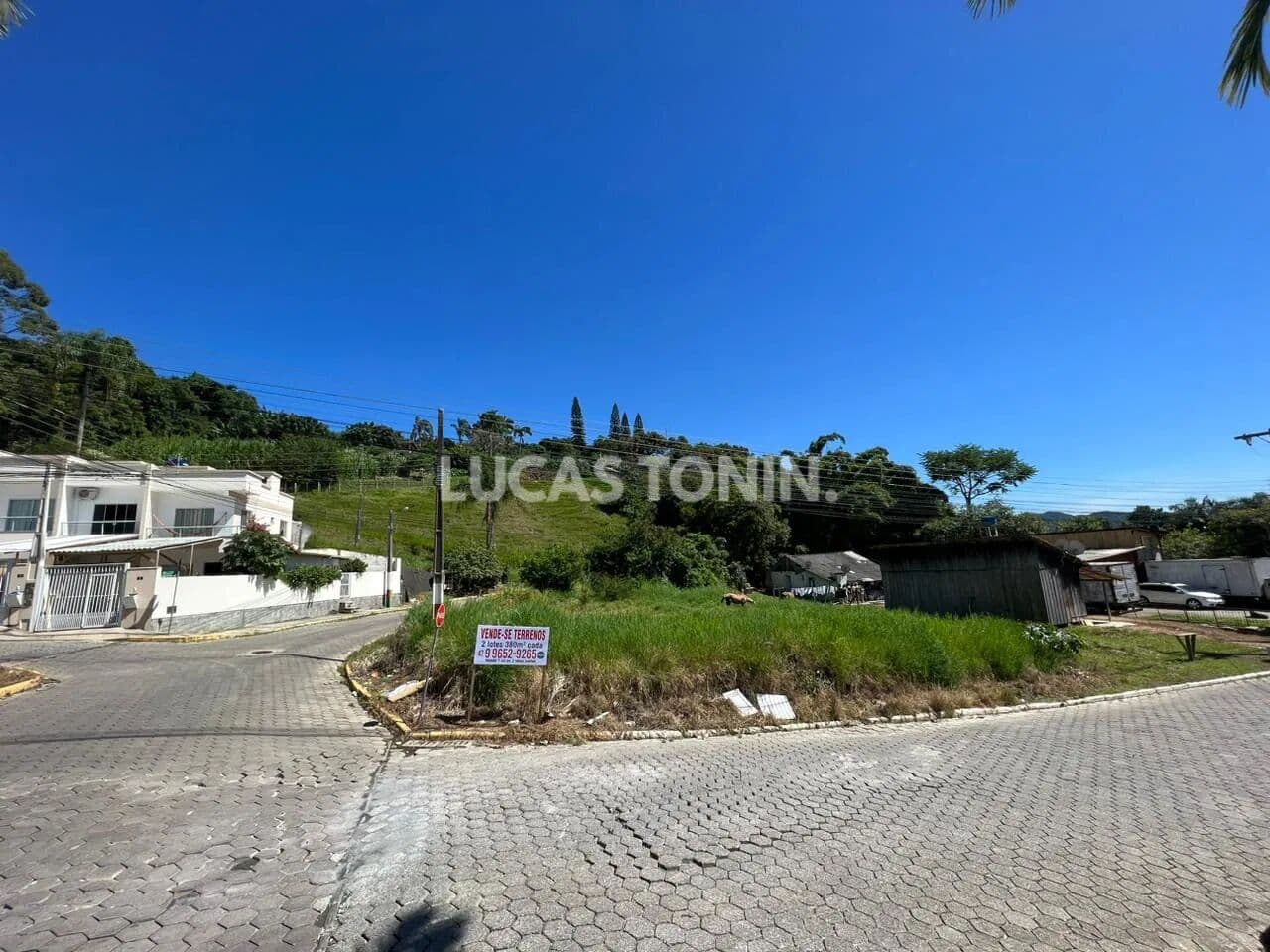 Terreno 380m² Santa Regina Camboriú Pronto para Construir Aceita Parcelamento