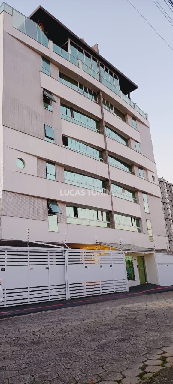 Apartamento Edifício Zeus 1 Suíte 1 Quarto 62m2 1 Vaga Novo Próximo ao Mar Pereque Porto Belo