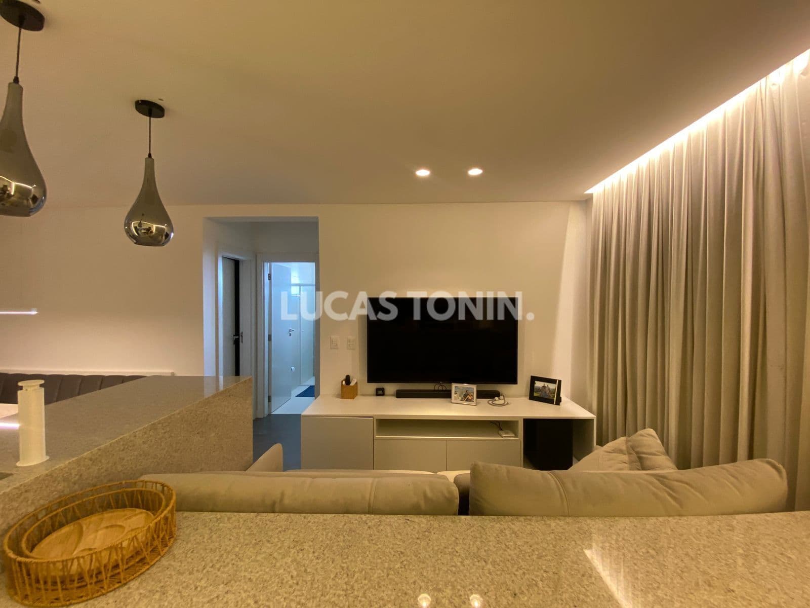 Apartamento Mobiliado 2 Quartos Sendo 1 Suíte Brava Hill Próximo Mar Praia Brava Itajaí