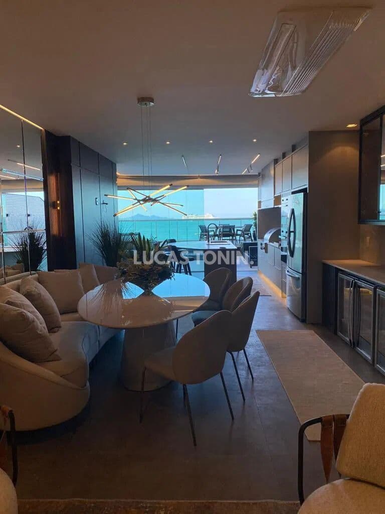 Apartamento 4 Suítes e 4 Vagas Diamond Hill Frente Mar Balneário Camboriú