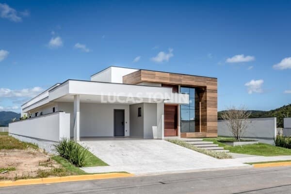Casa Térrea Caledônia Private Camboriú 3 suítes 4 Vagas 370m² Moderno e Exclusivo
