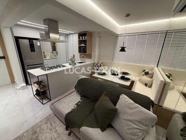 Apartamento Mobiliado 2 Quartos e 1 Vaga Imperatriz Frente Mar Balneário Camboriú