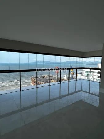 Apartamento 4 Suítes e 4 Vagas Cartier Frente Mar Meia Praia Itapema
