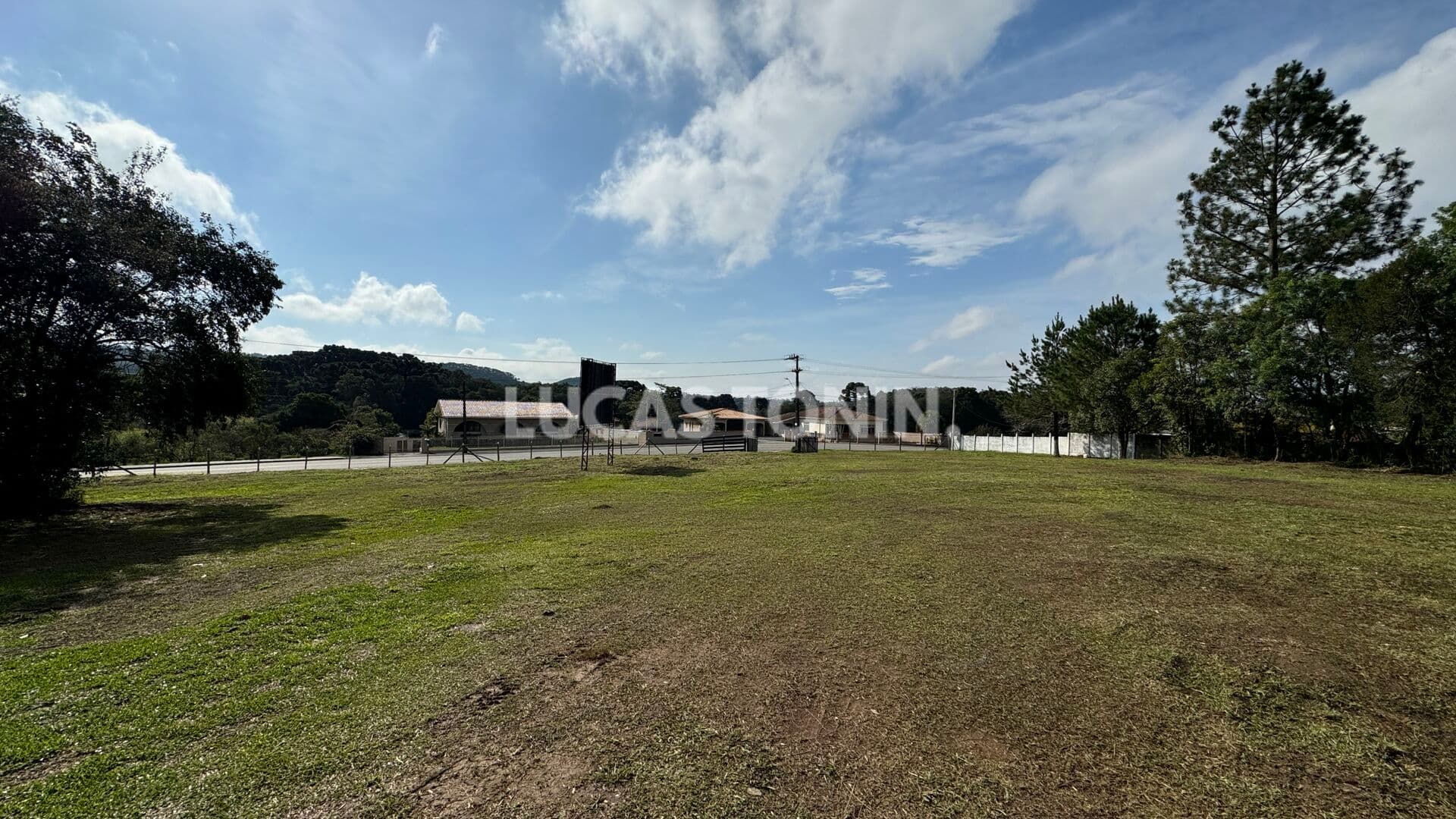 Lote com mais de 430mil metros quadrados em Colombo Região do Circuito Italiano Permuta no Local