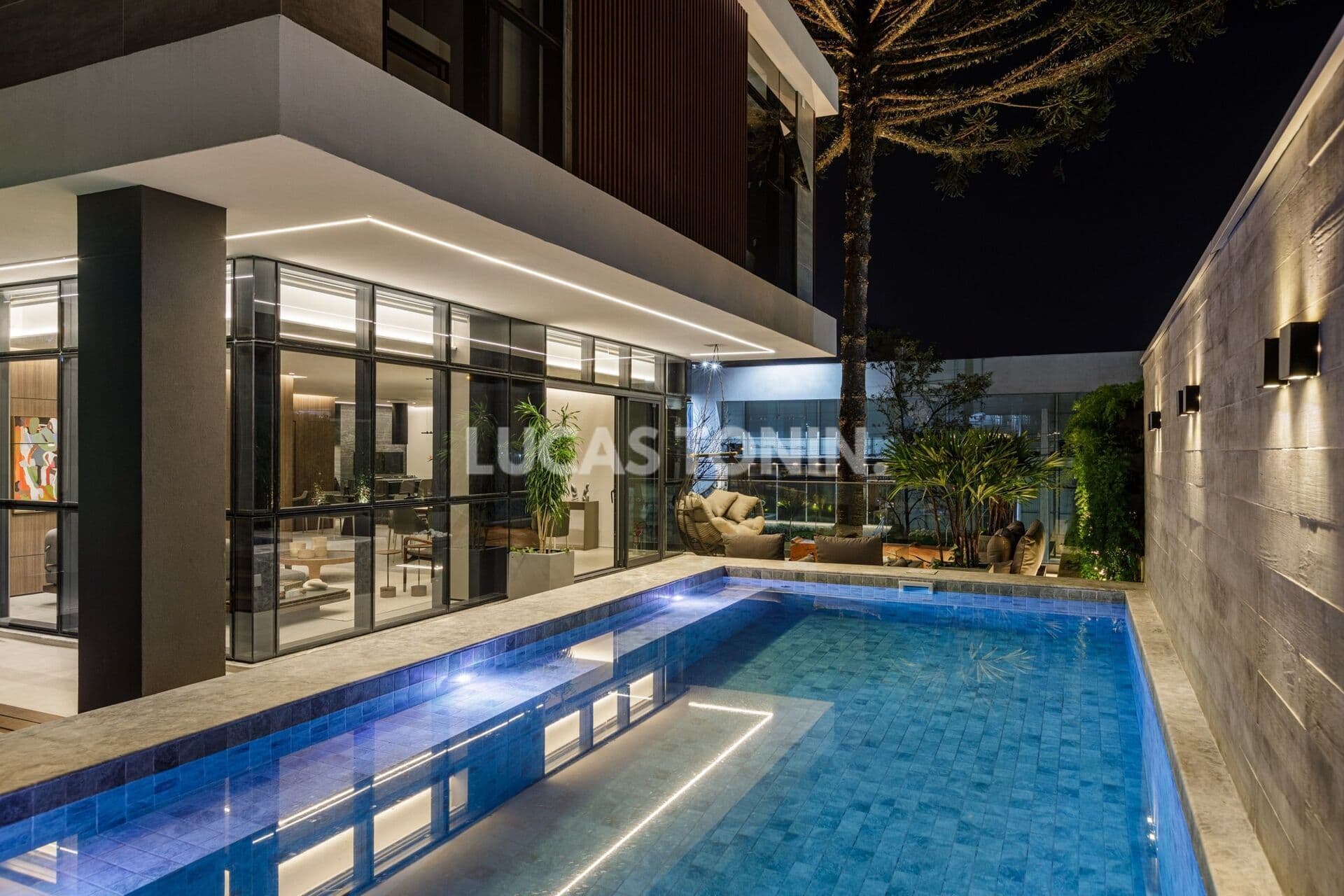 Apartamento 2 Suítes no Palazzo Saldanha Bigorrilho Novo Pronto para Morar Curitiba