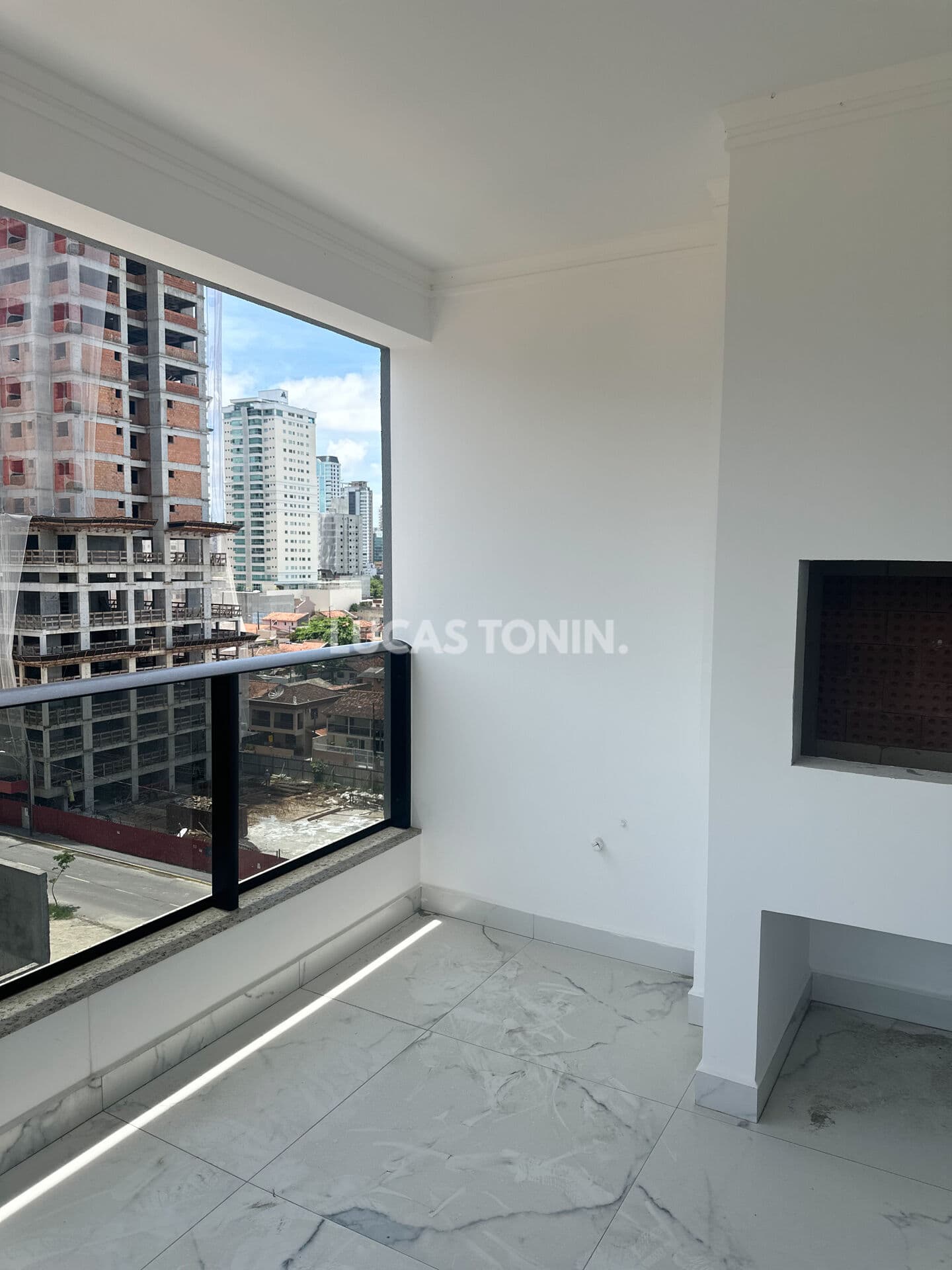 Apartamento 3 Quartos Sendo 2 Suítes Maggiore Próximo Mar Meia Praia Itapema