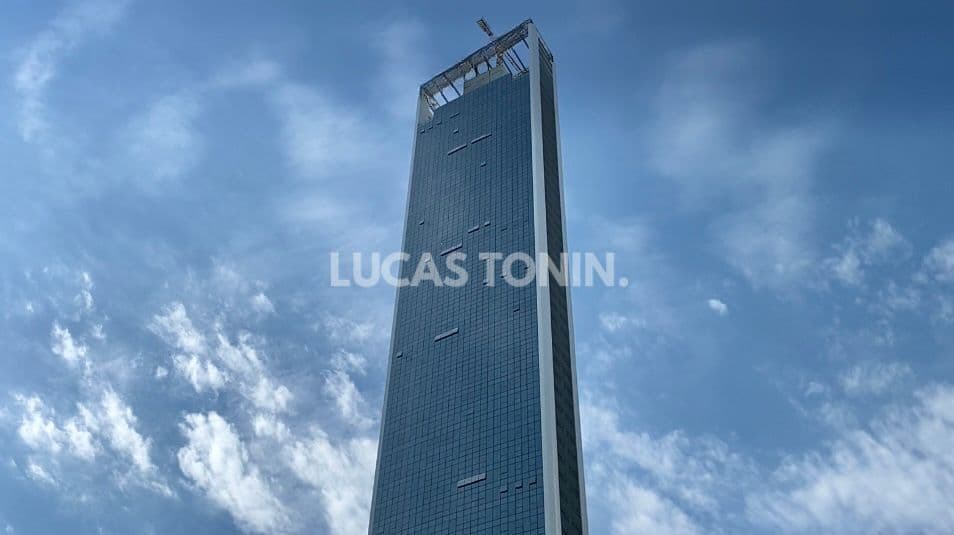 Apartamento Vitra by Pininfarina com 4 Suítes 2 Vagas Quadra Mar em Balneário Camboriú