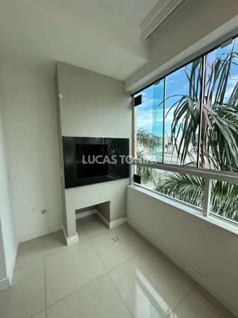 Apartamento Mobiliado 2 Quartos Sendo 1 Suíte Le Martine Centro de Balneário Camboriú