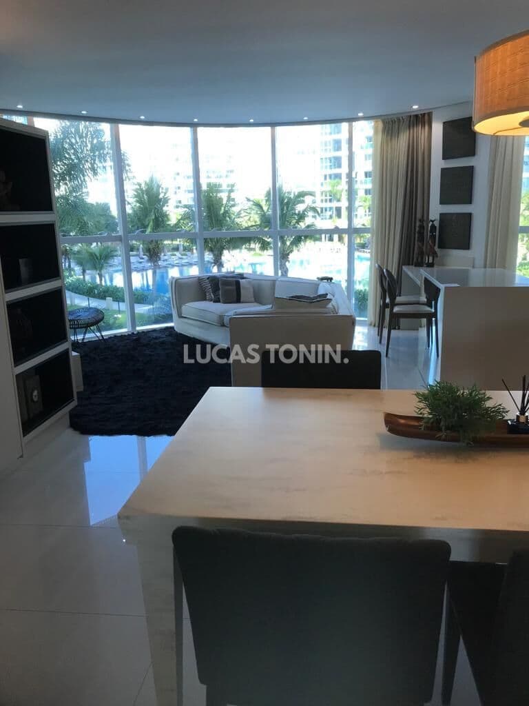 Apartamento Mobiliado no Brava Home Resort com 3 Suítes e 3 Vagas Quadra Mar Praia Brava Itajaí