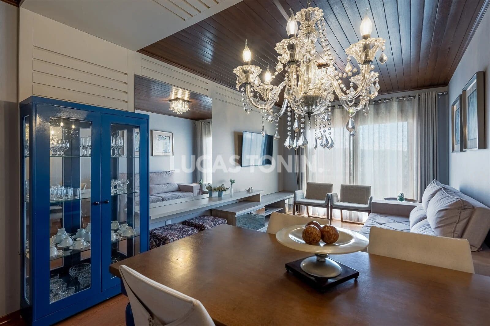 Apartamento Don Alfonso IV com 3 Quartos sendo 1 Suíte 1 Vaga Mobiliado Centro Gramado