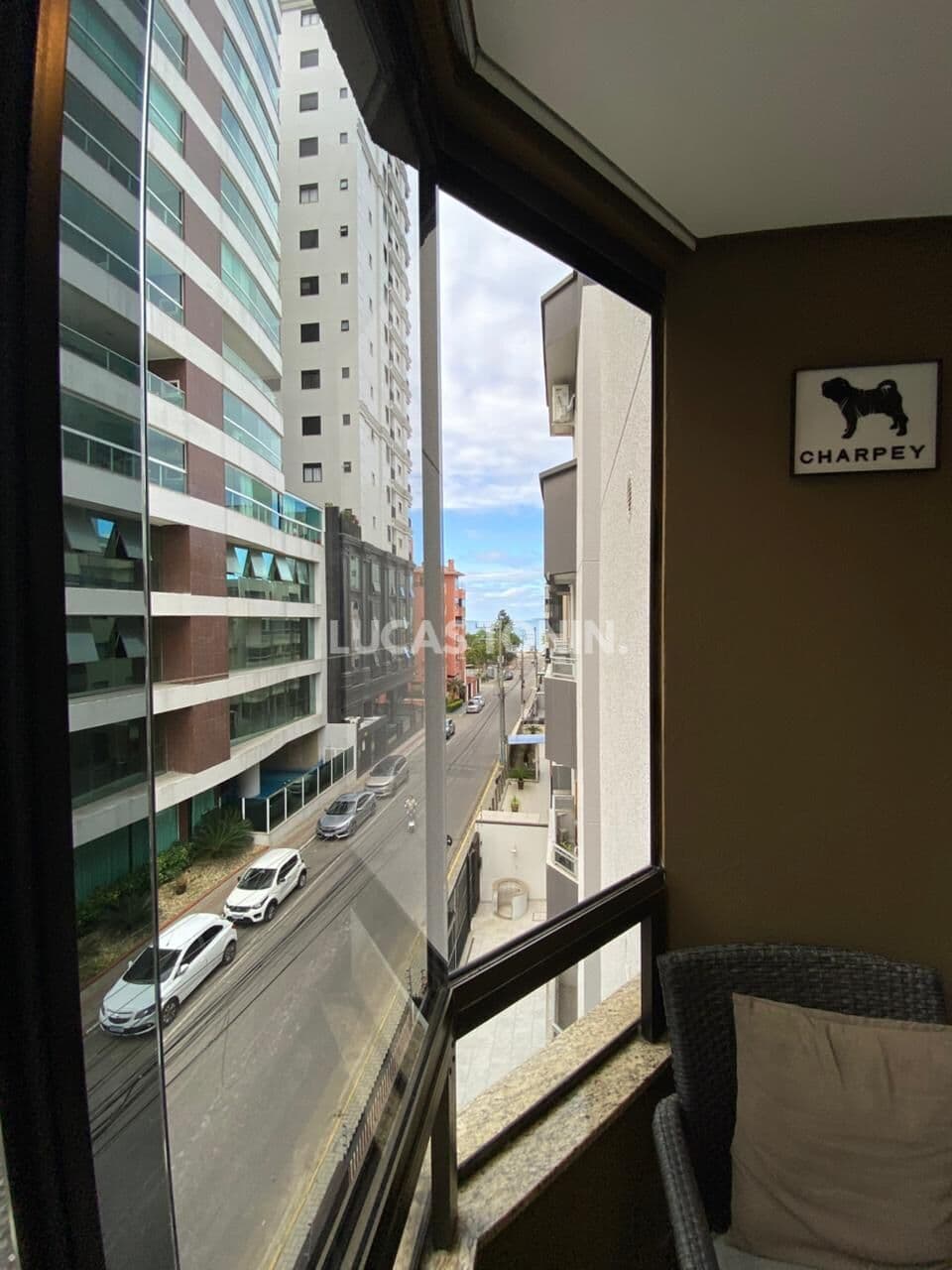 Apartamento Mobiliado 2 Suítes e 2 Vagas Estaleiro Quadra Mar Itapema