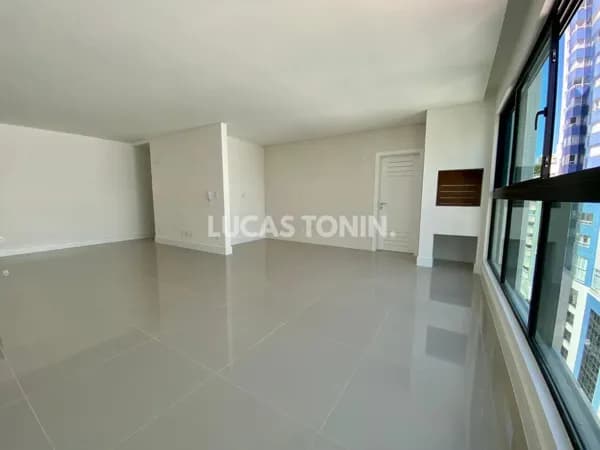 Apartamento 3 Suítes e 3 Vagas Agatha Christe Próximo Mar Balneário Camboriú