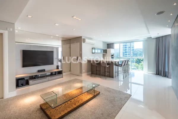 Apartamento Mobiliado no Brava Home Resort com 4 Suítes e 4 Vagas Quadra Mar Praia Brava Itajaí