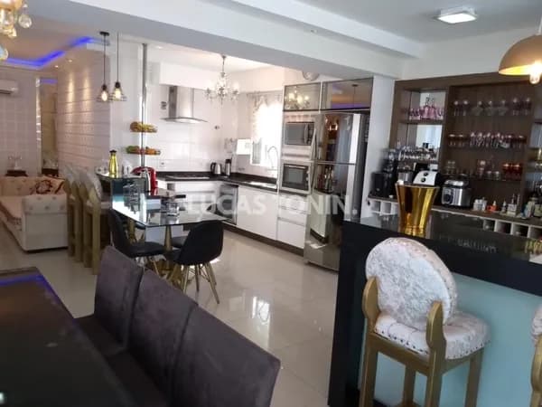 Apartamento Mobiliado 3 Suítes e 2 Vagas Leal Tower Próximo Mar Balneário Camboriú