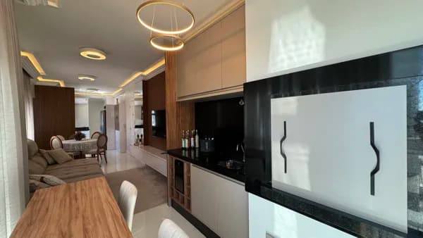 Apartamento na Meia Praia com 3 Suítes Mobiliado Decorado Imperiale Exclusive 2 Vagas Oportunidade