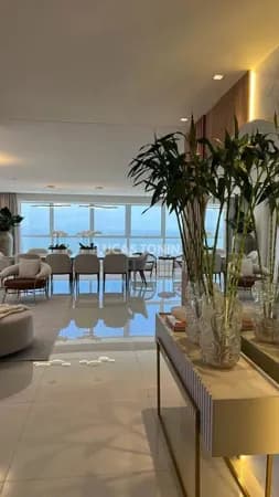 Apartamento 4 Suítes e 6 Vagas Épic Tower Frente Mar Balneário Camboriú