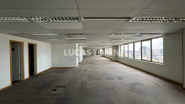 Laje Comercial Edifício Itália com 669m² 9 Vagas Oportunidade para Rentabilidade