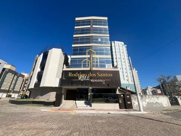 Apartamento Alto Padrão na Praia