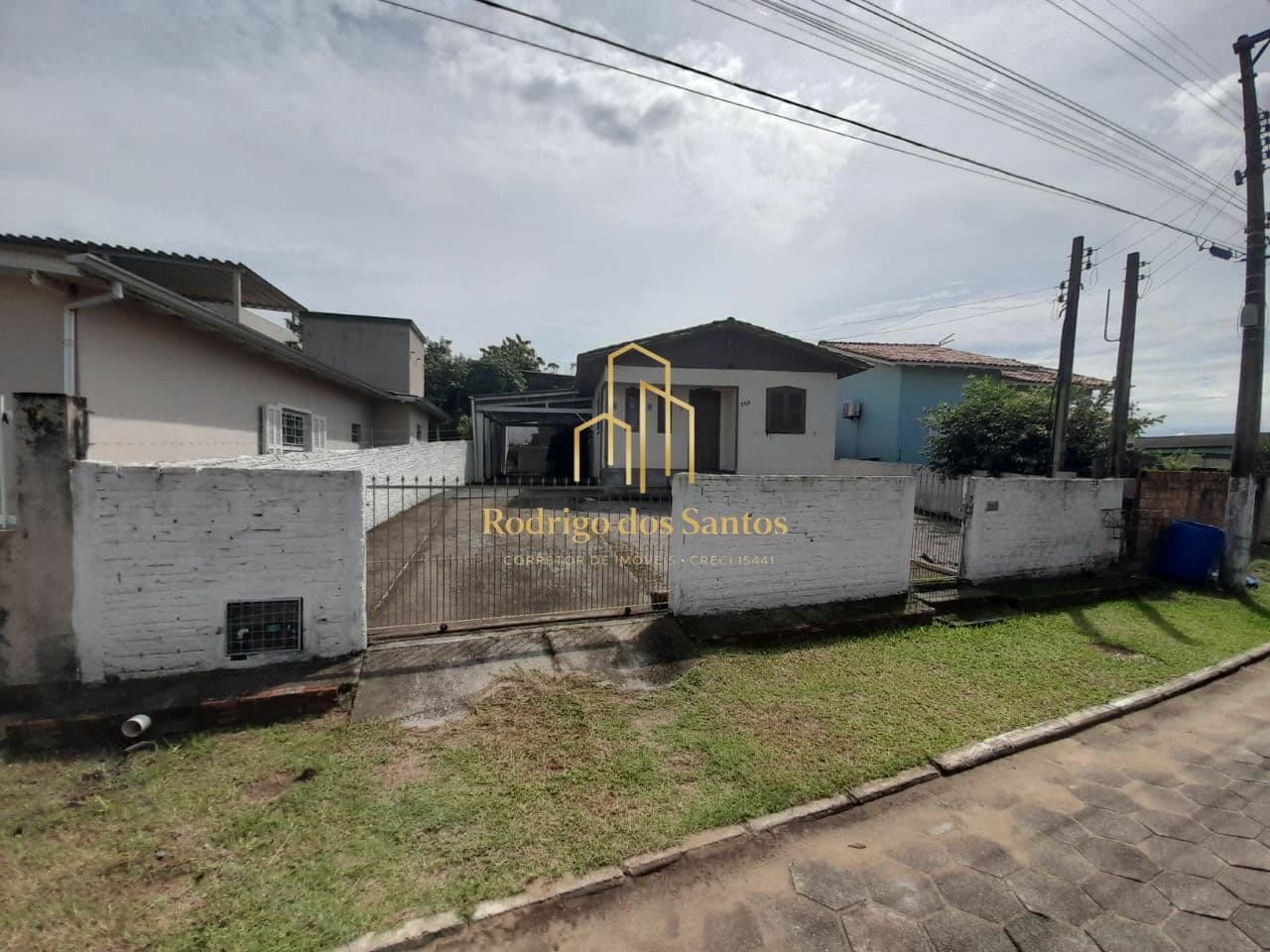 Casa Mista no Loteamento Jardim Juliana
